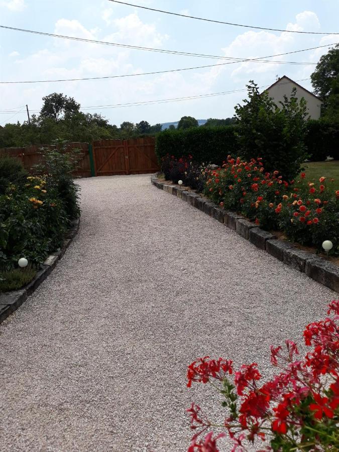 Villa La Roulotte De Bourgogne Brianny Exterior foto